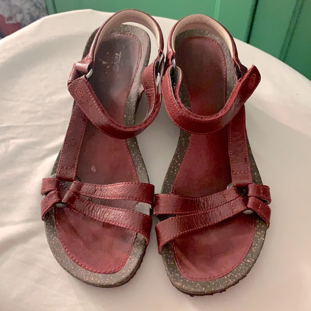 Teva 4253 Ventura Cork heel Women’s size 10